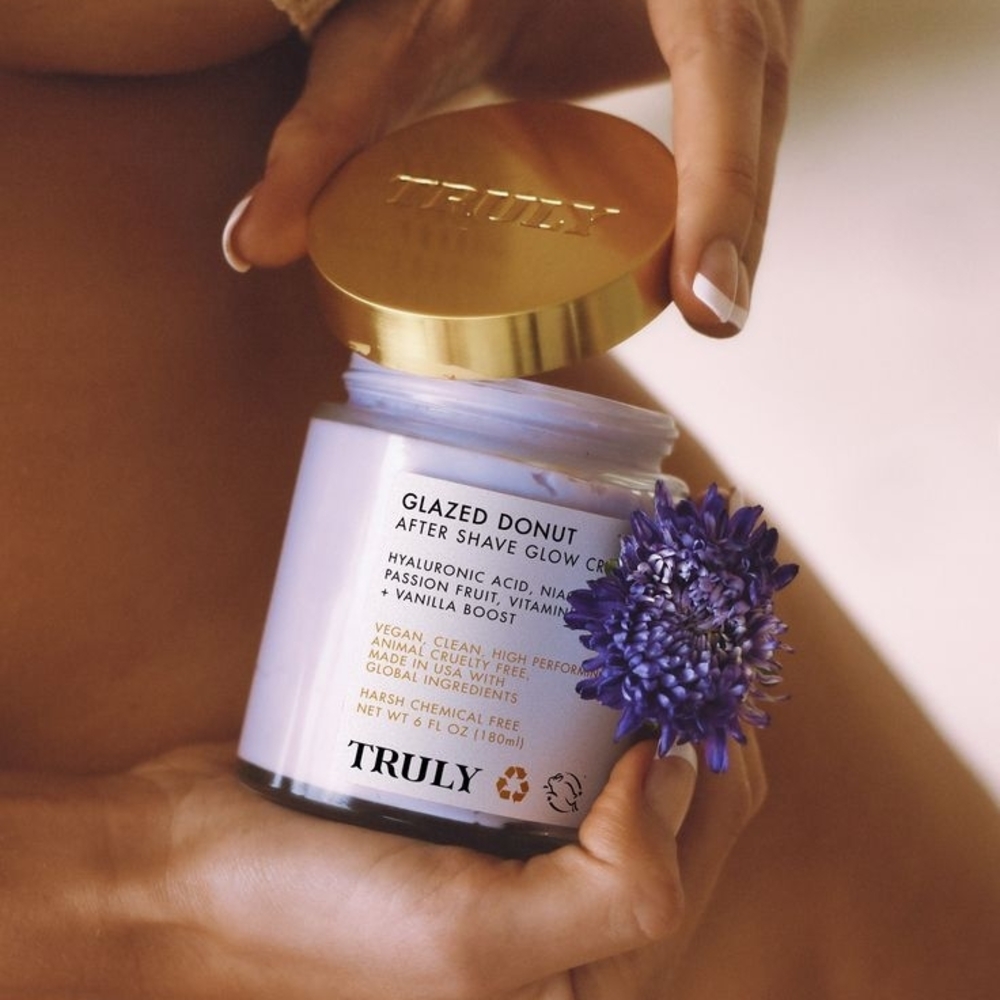 TRULY Glazed Donut After Shave Cream with Gold Lid